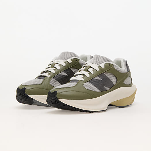 Men's shoes New Balance Warped Runner Dark Olive | Footshop