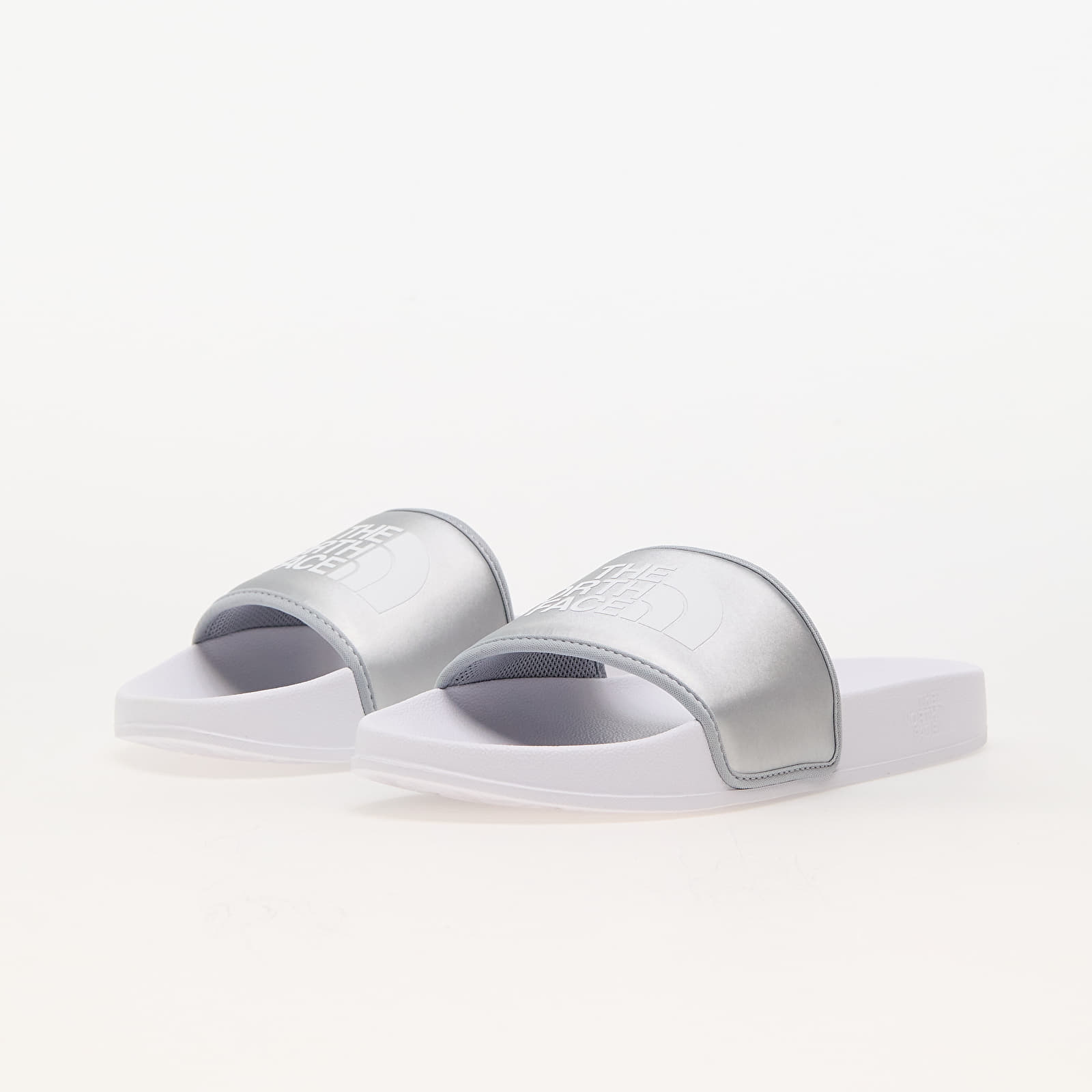 Chaussures et baskets femme The North Face W Base Camp Slide Iii Metallic Metallic Silver/ Tnf White
