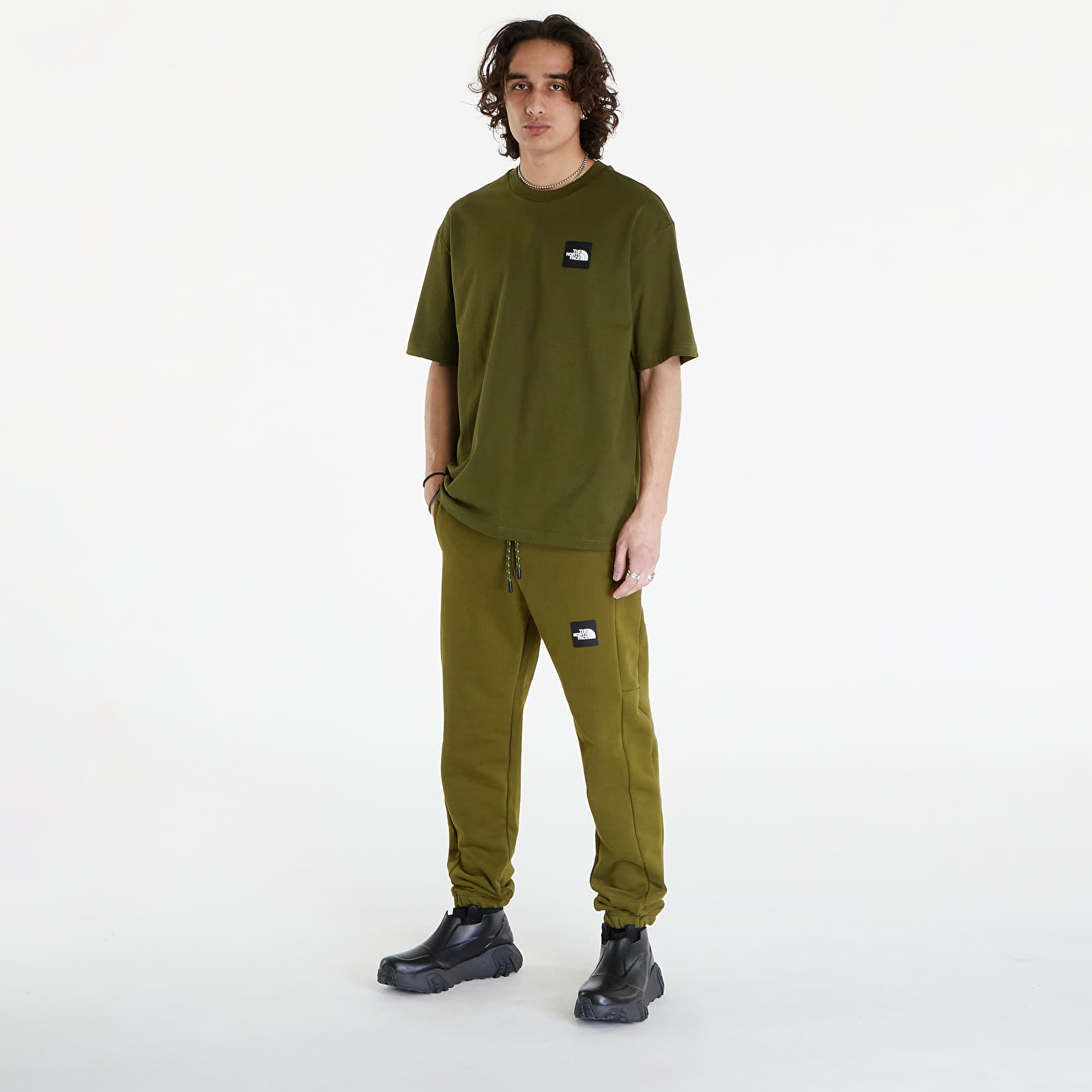 T-shirts The North Face Nse Patch S/S Tee Forest Olive