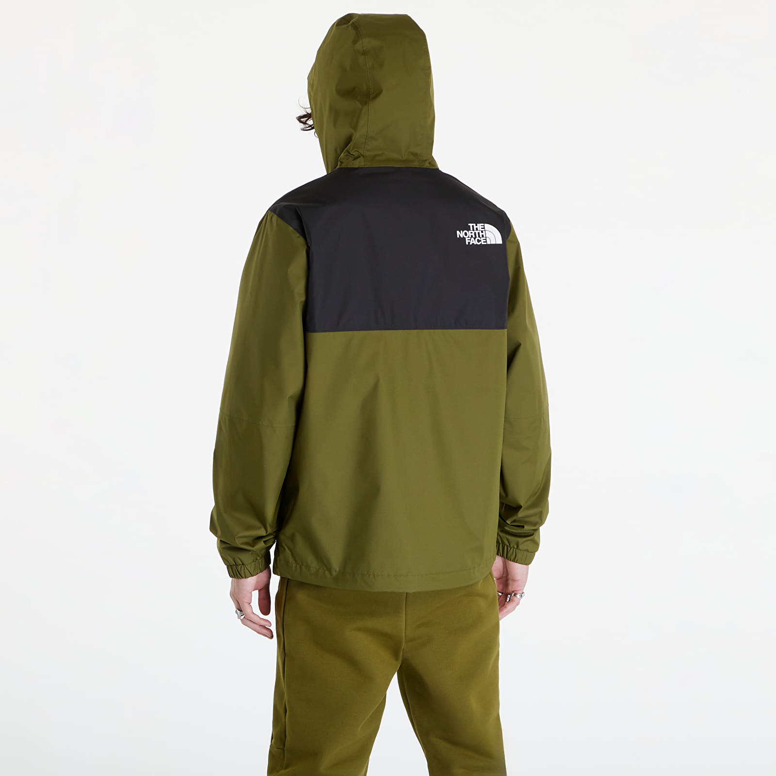 Jackets The North Face Mountain Q Jacket Forest Olive Footshop