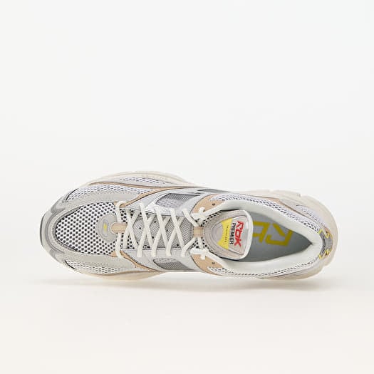Reebok but top