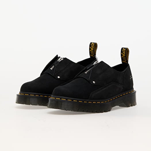 Footshop dr martens 2025