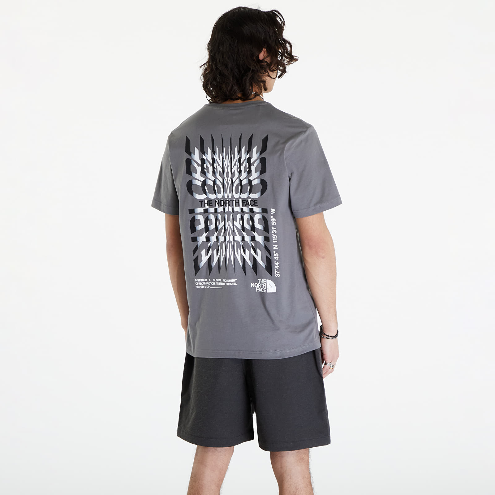 Koszulki The North Face Coordinates Short Sleeve Tee Smoked Pearl