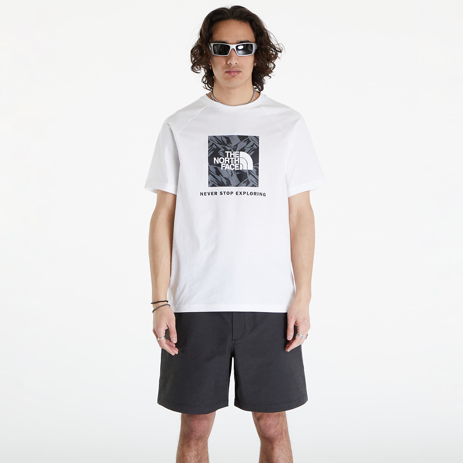 Tričká The North Face Raglan Redbox Tee TNF White