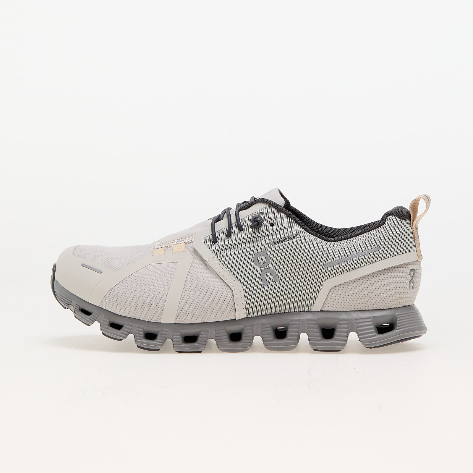 on women's cloud 5 waterproof shoes pearl fog