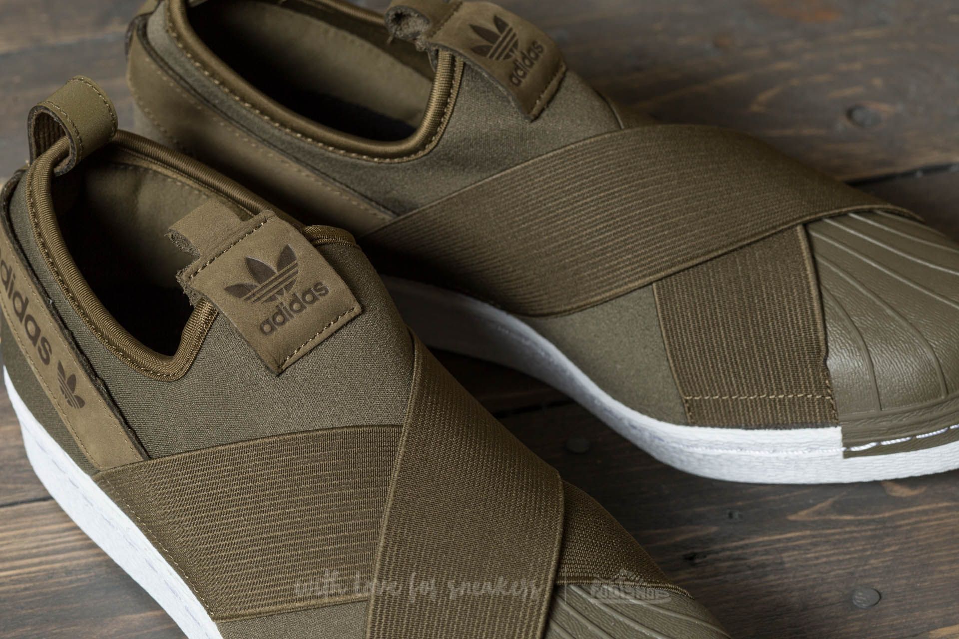 Herren Sneaker und Schuhe adidas Superstar SlipOn Trace Olive/ Trace Olive/  Ftw White | Footshop