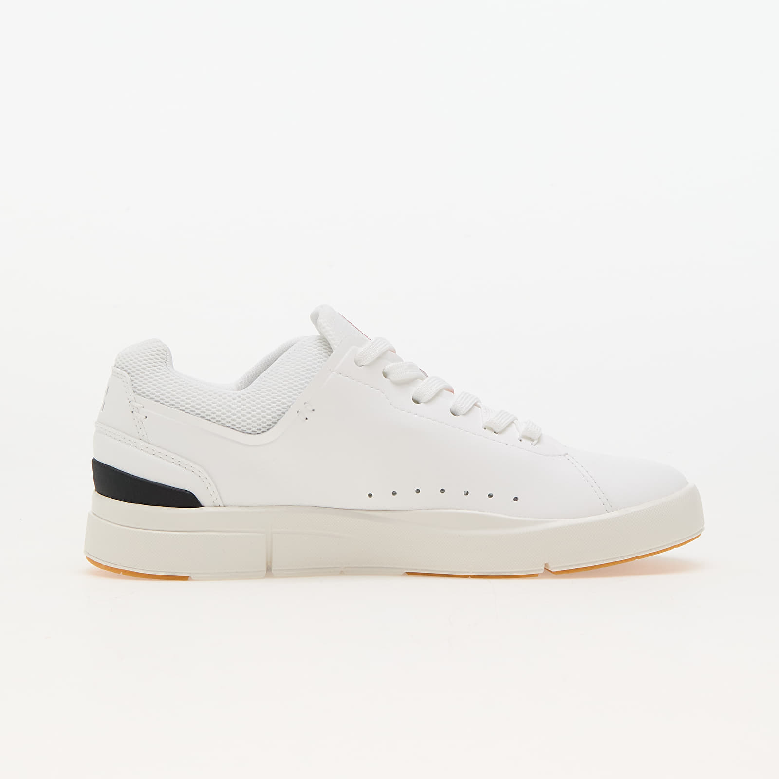 Női cipők On W The Roger Advantage White/ Spice