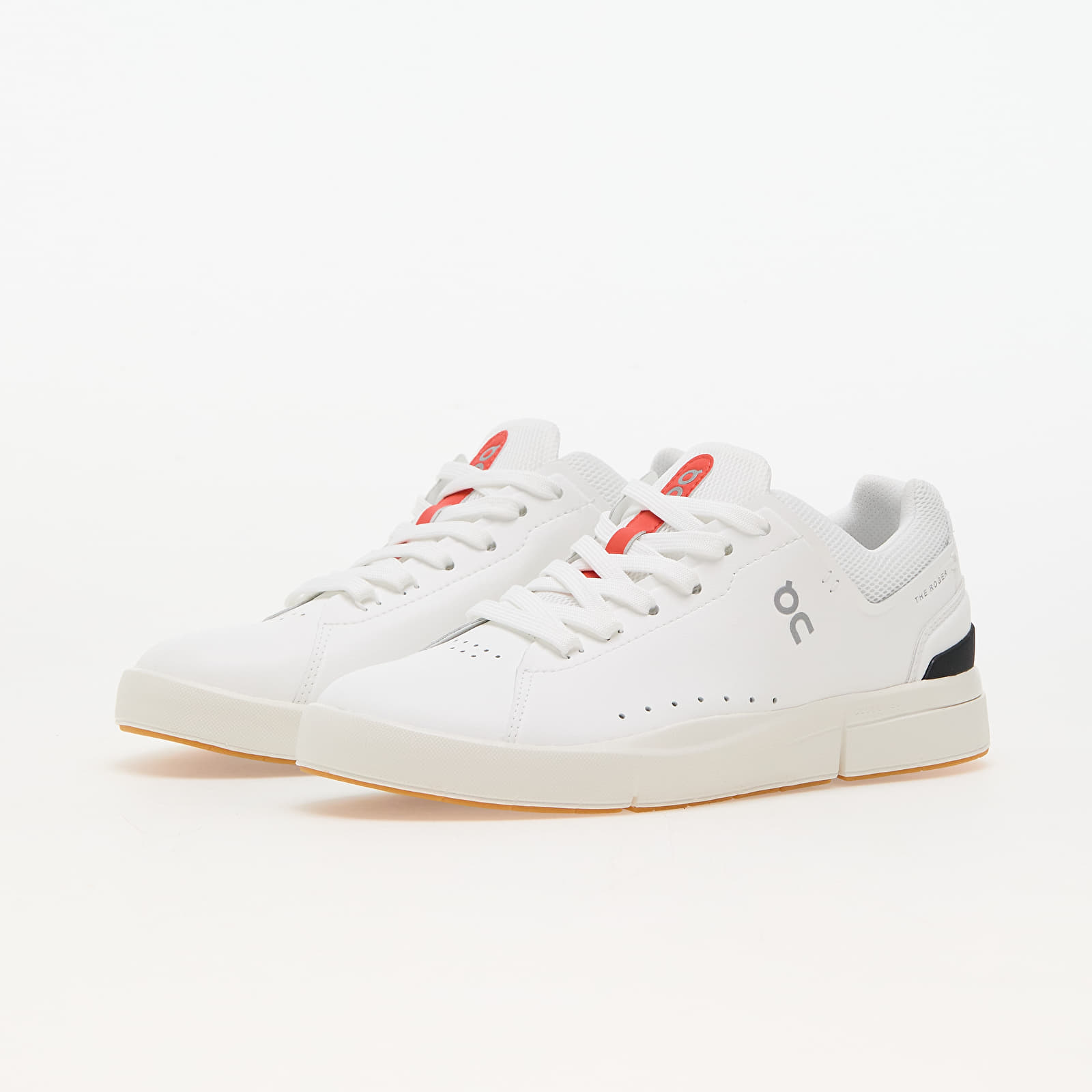 Női cipők On W The Roger Advantage White/ Spice