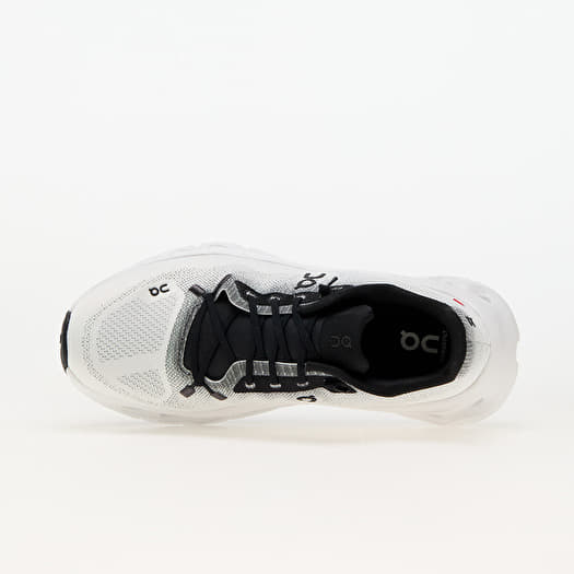 On W Cloudtilt Black/ Ivory | Footshop