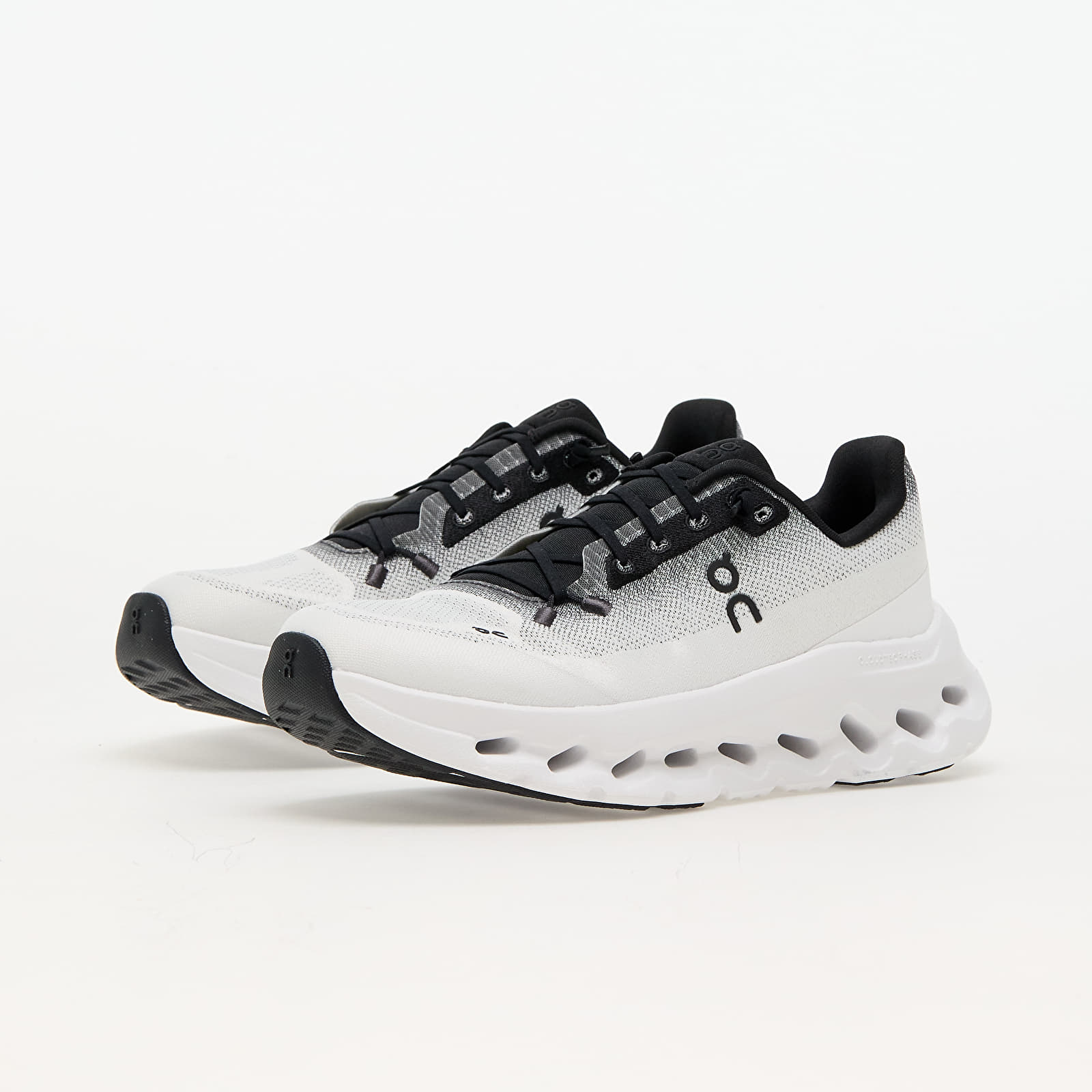 Buty damskie On W Cloudtilt Black/ Ivory