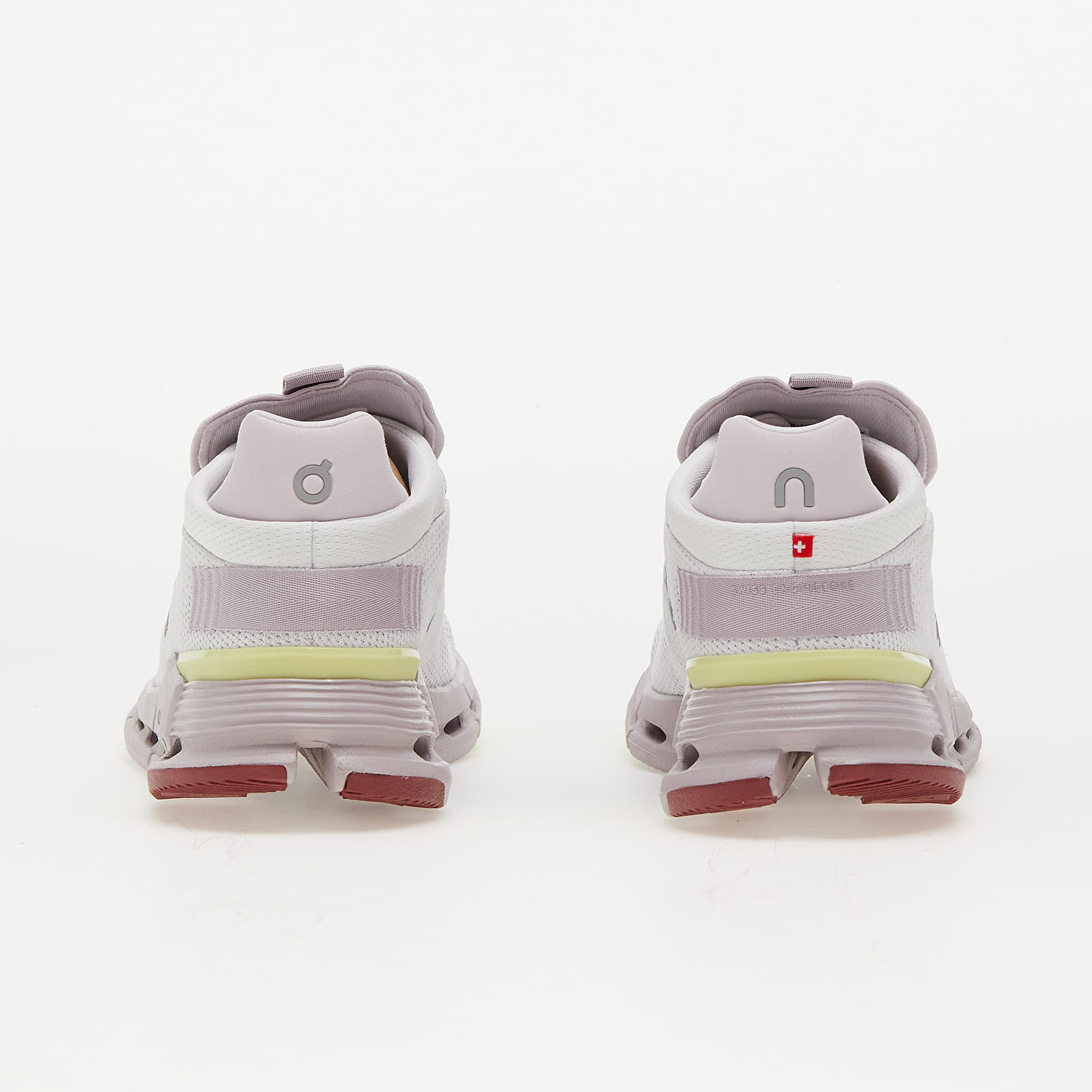 Women's shoes On W Cloudnova Undyed-White/ Fade