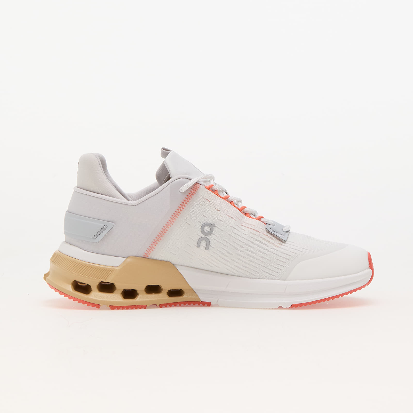 Damen Sneaker und Schuhe On W Cloudnova Flux Undyed-White/ Savannah