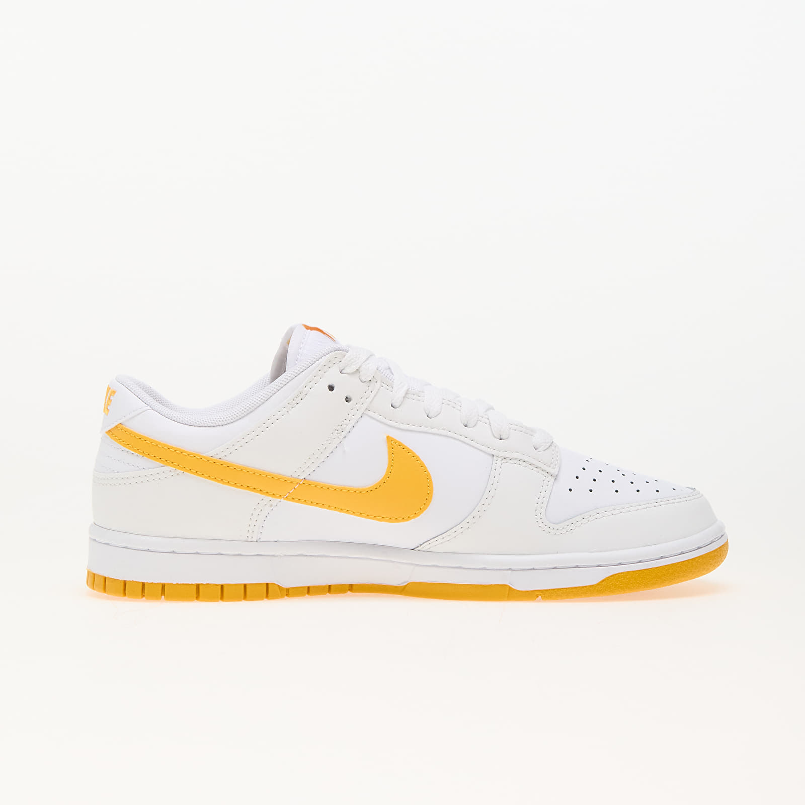 Miesten kengät Nike Dunk Low Retro White/ University Gold-Summit White