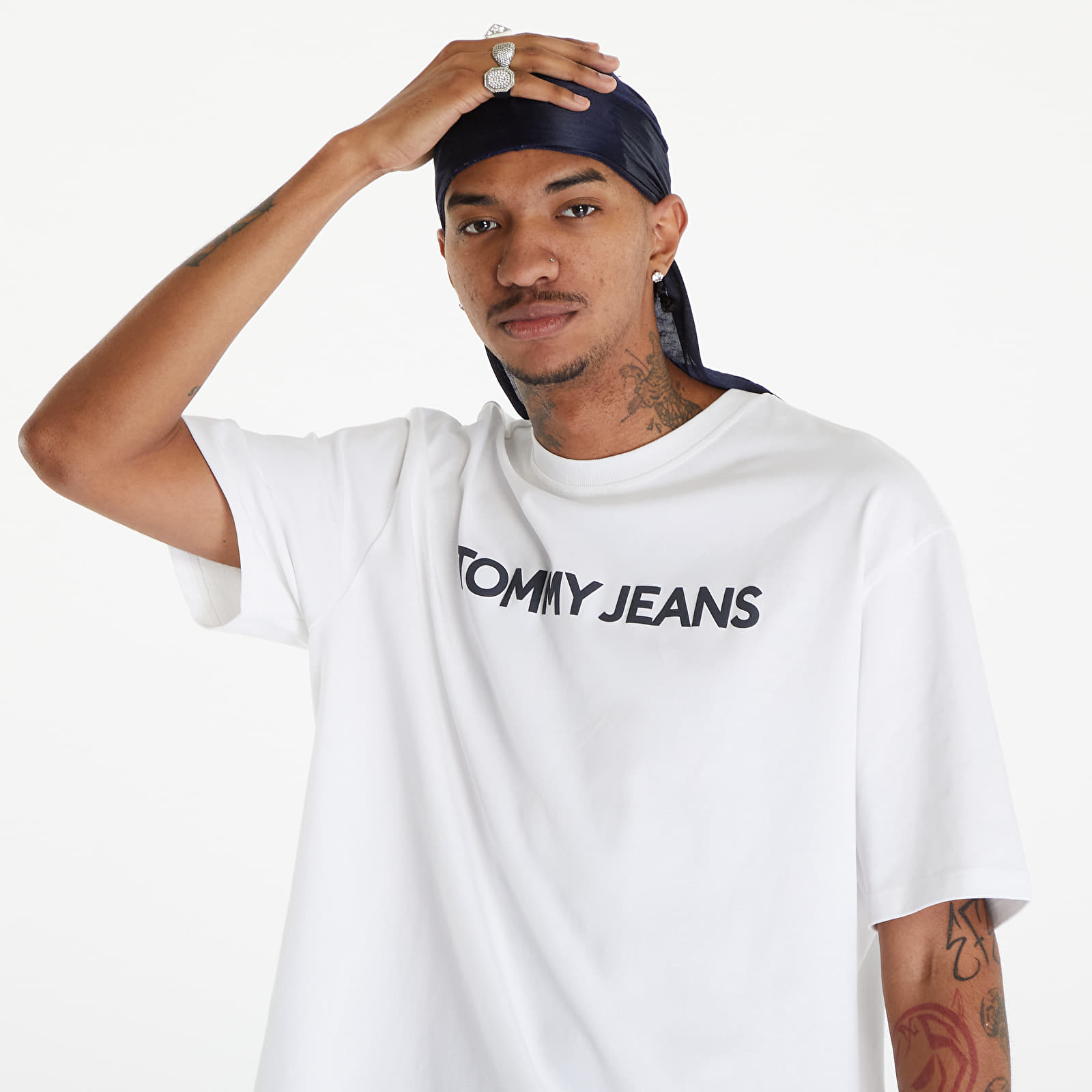T shirts Tommy Jeans Logo Oversized Fit T Shirt White Footshop