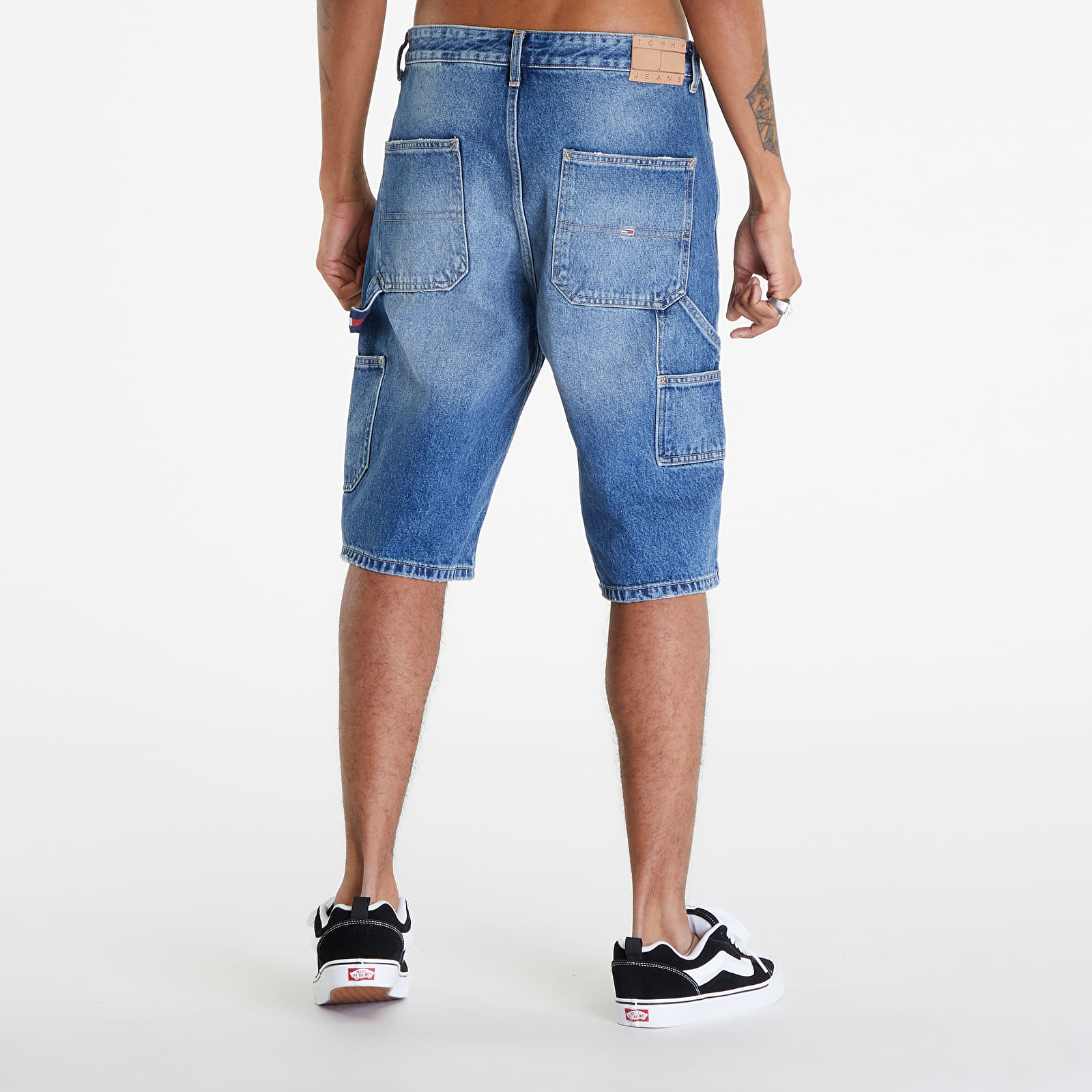 Šortky Tommy Jeans Skater Baggy Carpenter Shorts Denim Medium
