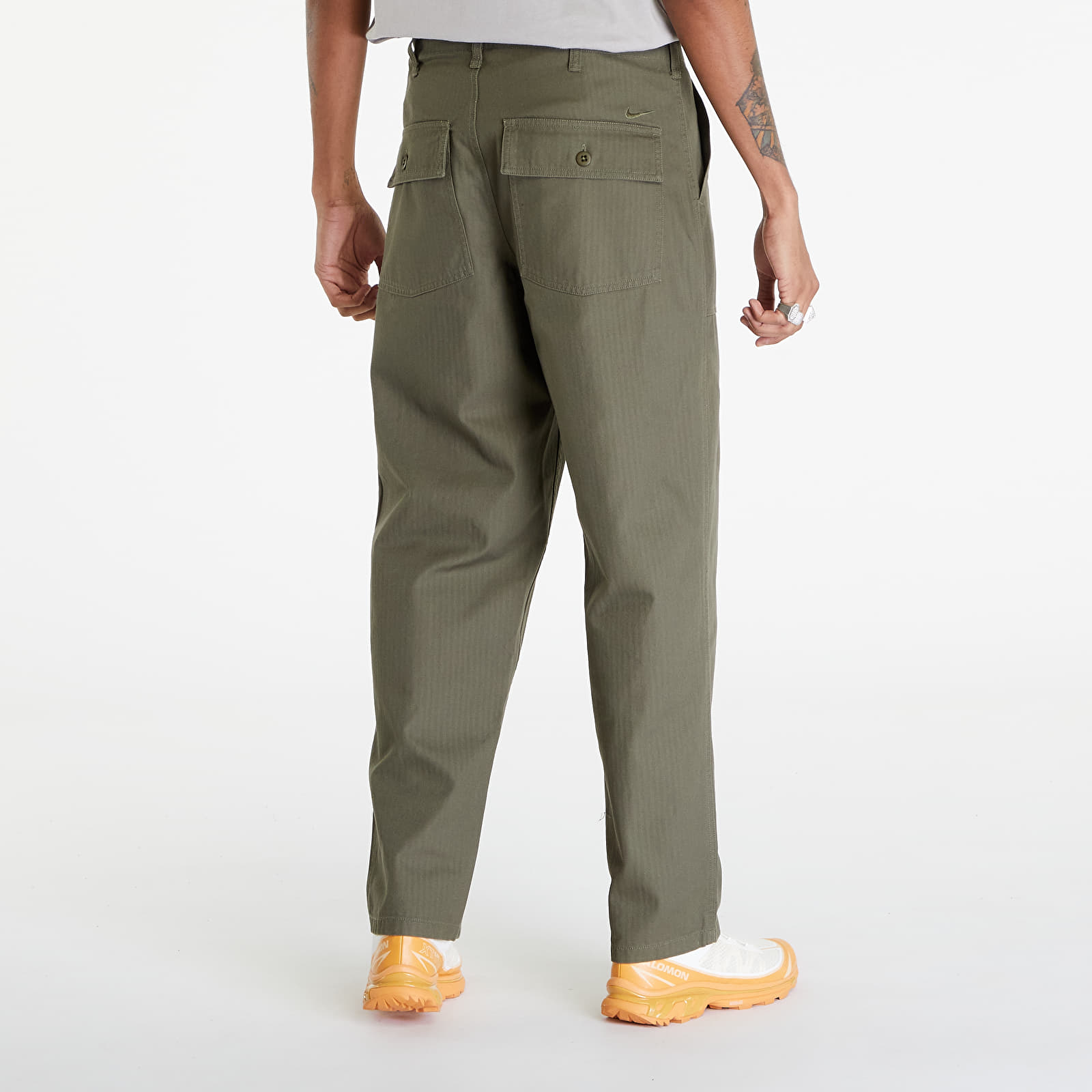 Džíny a kalhoty Nike Life Men's Fatigue Pants Medium Olive/ Medium Olive
