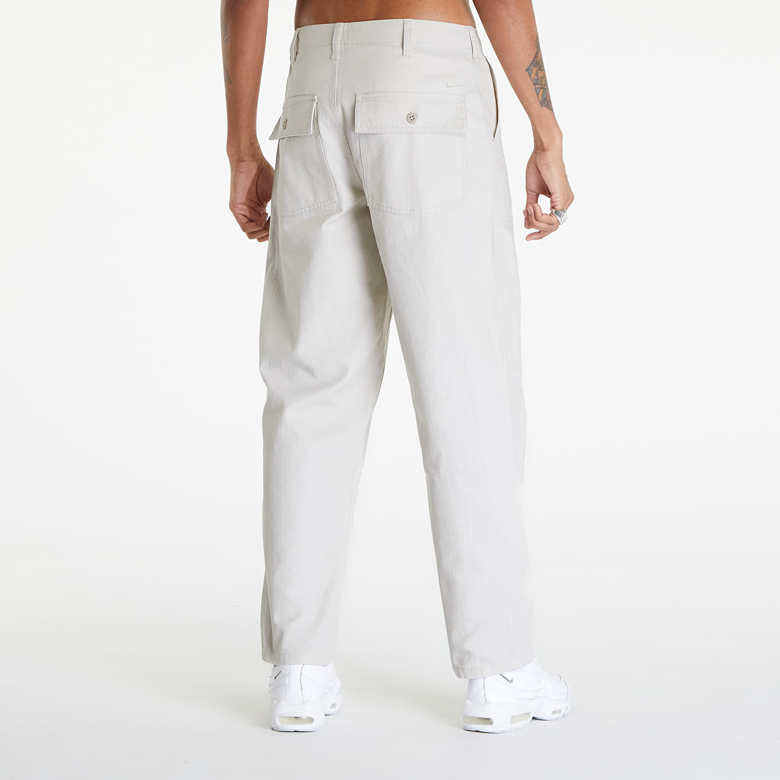 Džíny a kalhoty Nike Life Men's Fatigue Pants Lt Orewood Brn/ Lt Orewood Brn