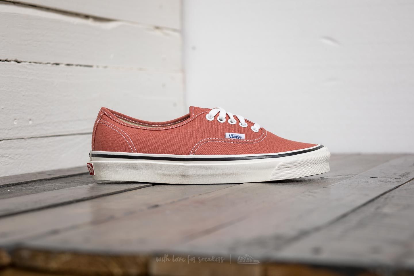 Vans authentic rust online