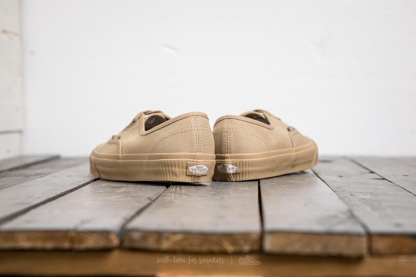 Men s shoes Vans Authentic Mono Surplus Khaki Khaki Footshop