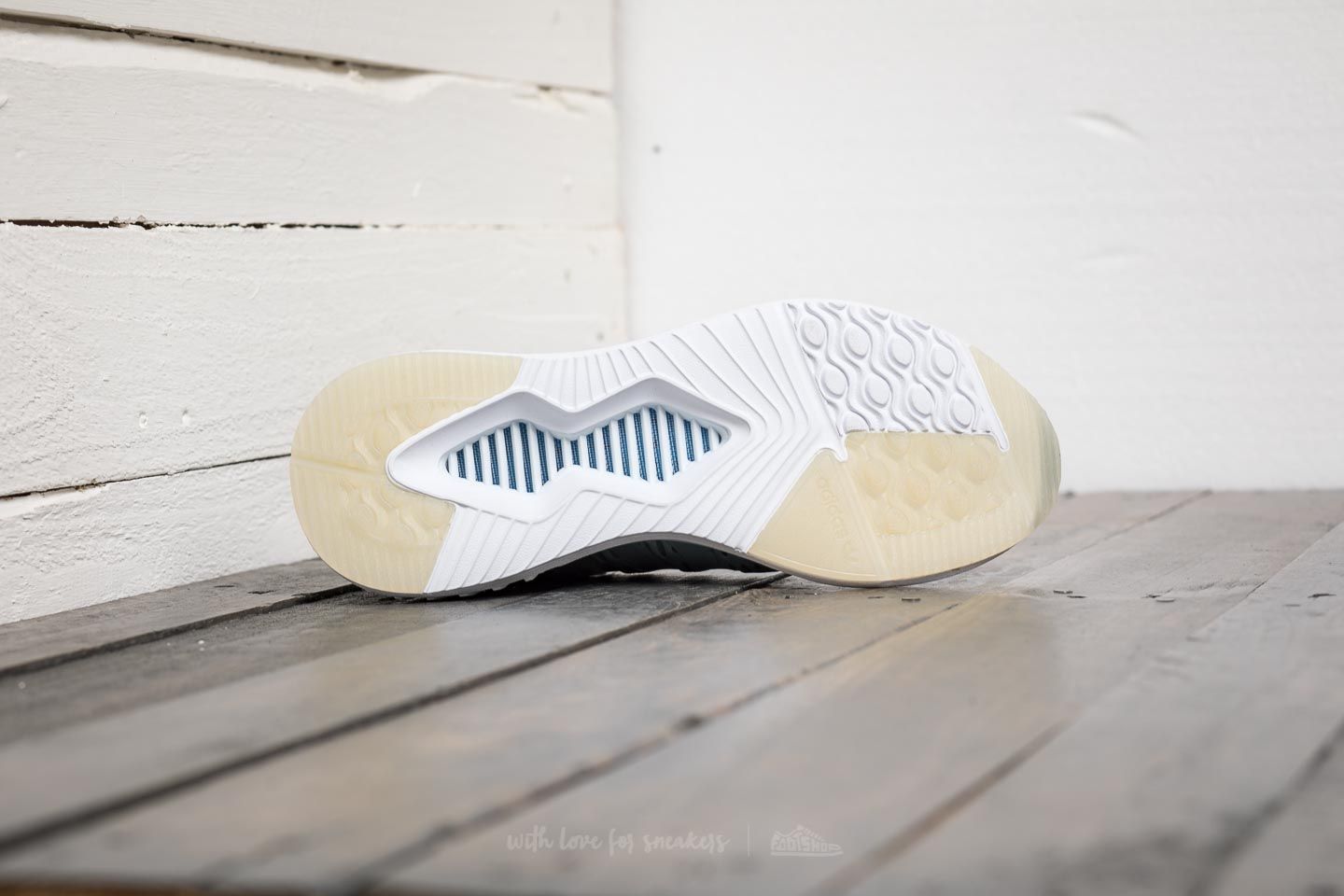 Scarpe donna adidas Climacool 02/ 17 W Tactile Green/ Tactile Green/ Footwear White