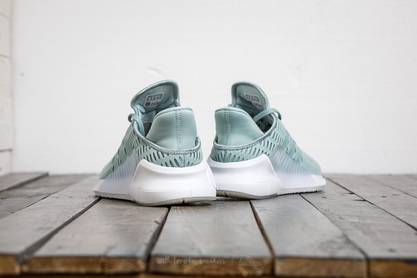 Scarpe donna adidas Climacool 02/ 17 W Tactile Green/ Tactile Green/ Footwear White