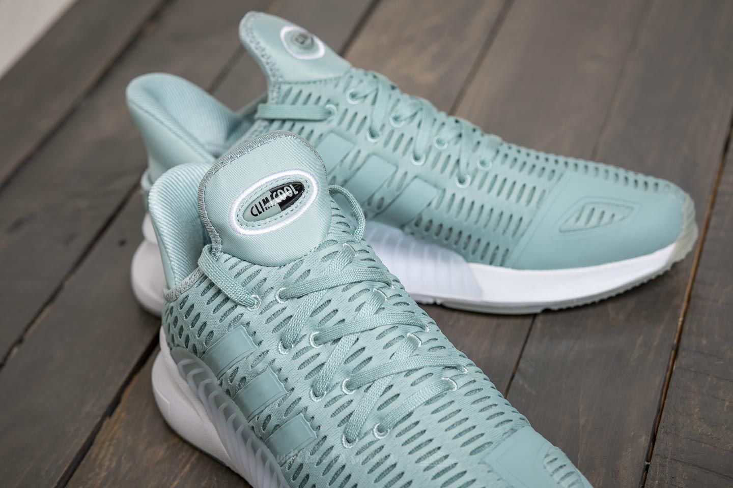 Scarpe donna adidas Climacool 02/ 17 W Tactile Green/ Tactile Green/ Footwear White