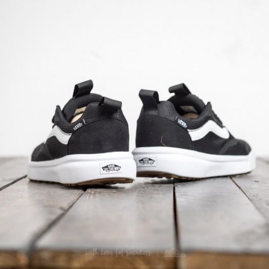 Vans ultrarange rapidweld womens black top
