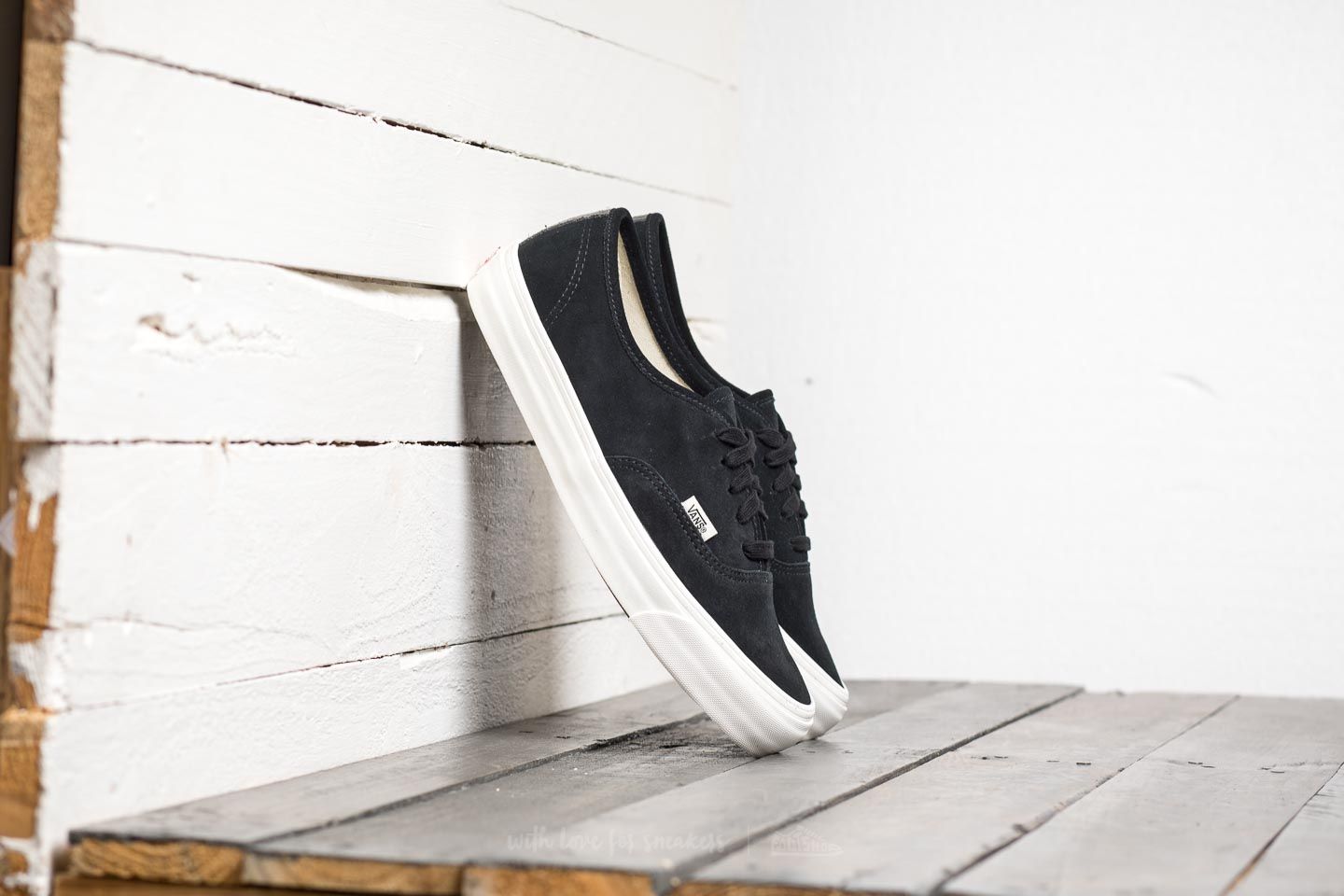 Men s shoes Vans OG Authentic LX Suede Black Footshop