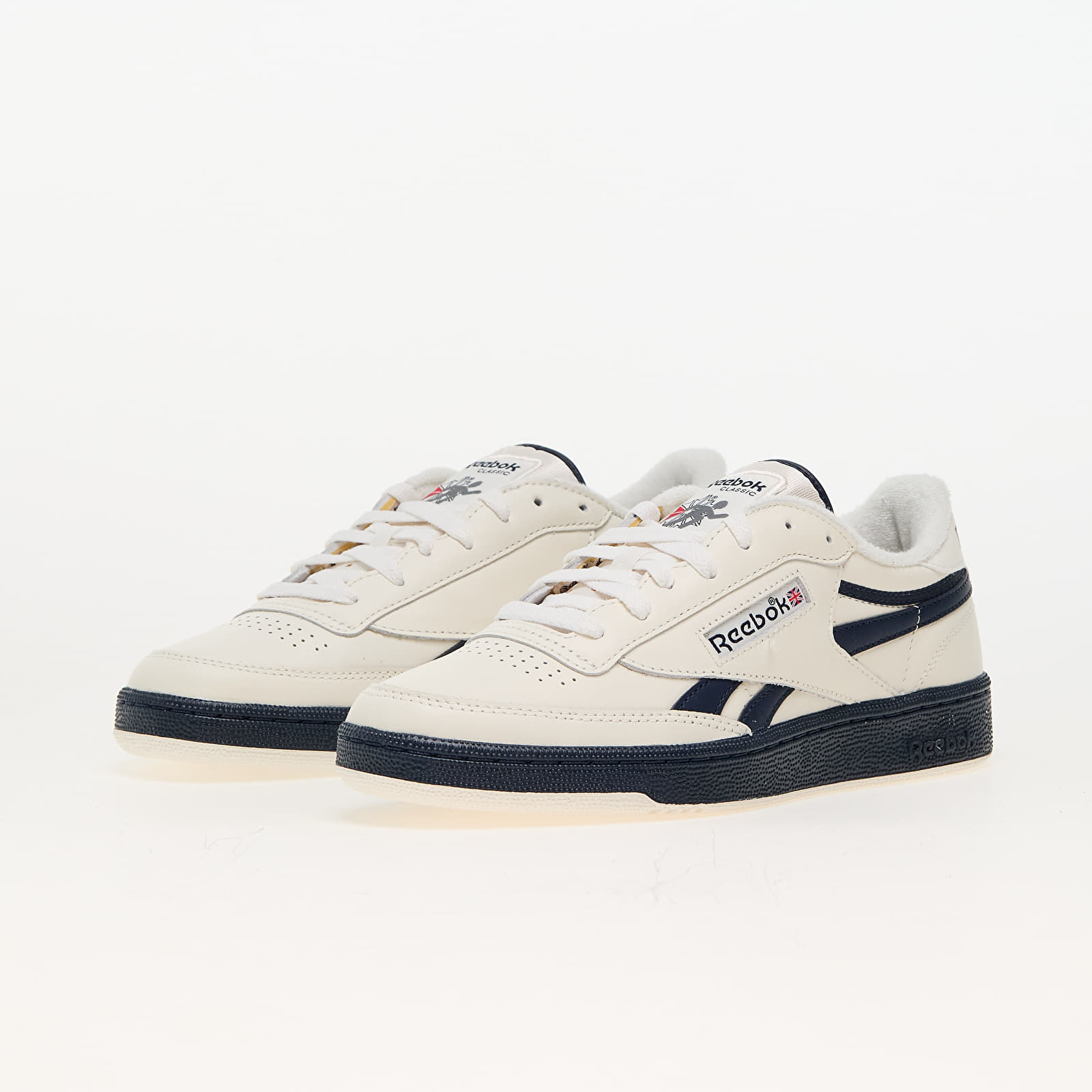 Men's shoes Reebok Club C Revenge Vintage Chalk/ Vector Navy/ Pugr
