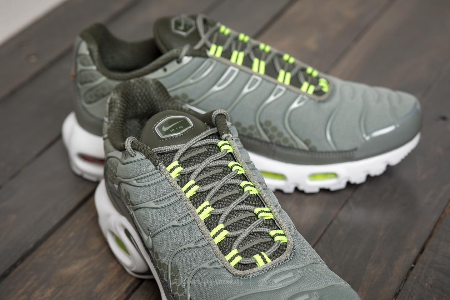 Air max shop plus cargo khaki