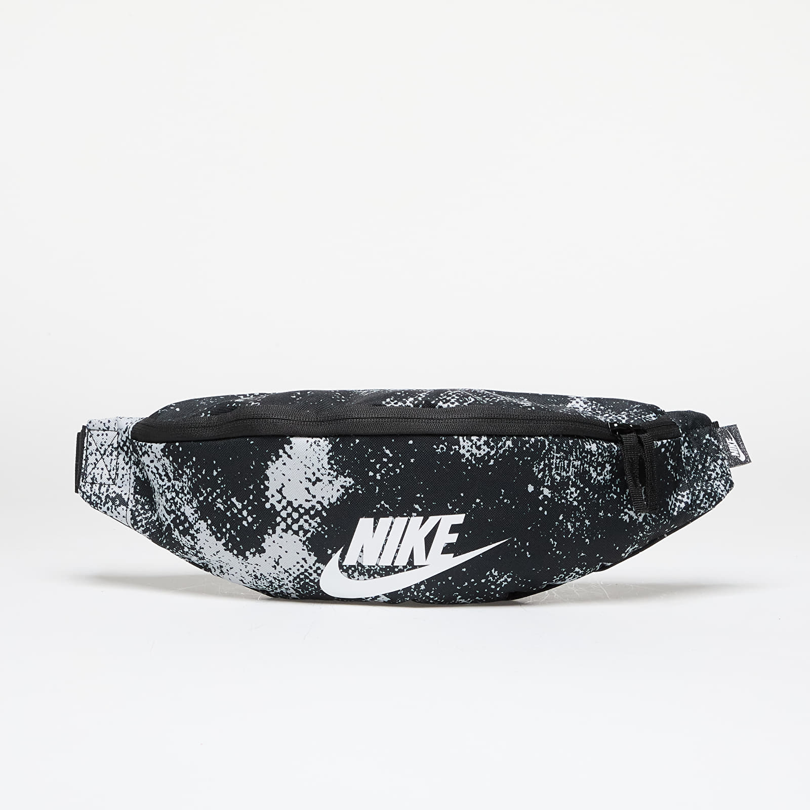 Ľadvinky Nike Heritage Hip Pack White/ Black/ Summit White