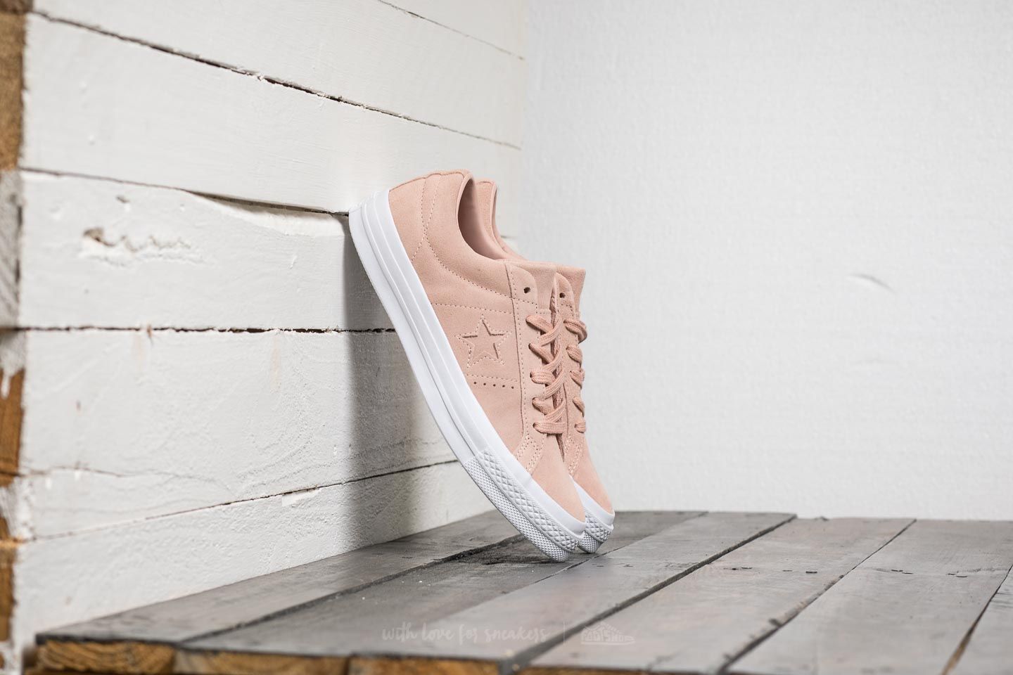 Converse dusk pink hotsell