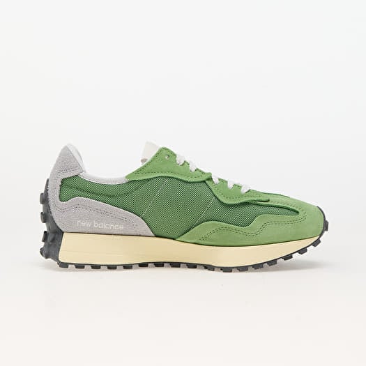 New Balance 327