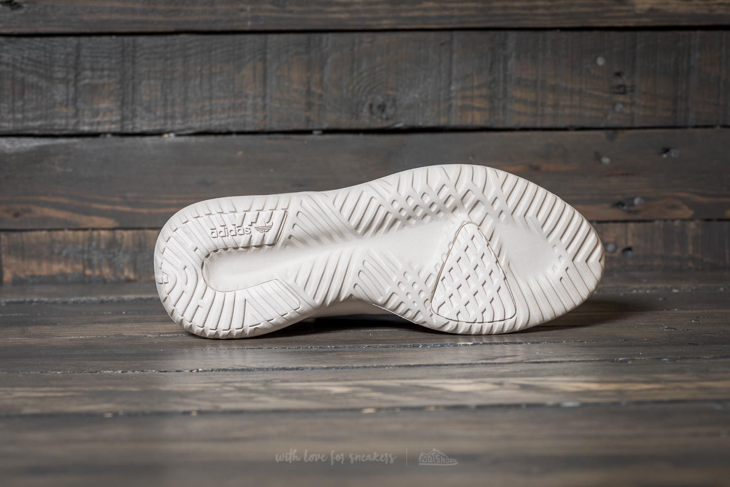 Adidas tubular shadow hot sale grey three/grey three/clear brown