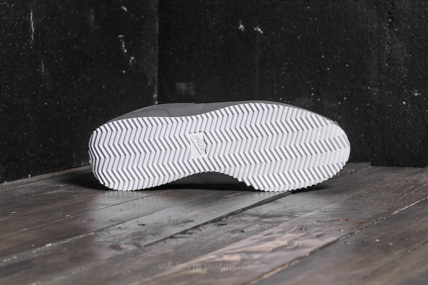 Férfi cipők Nike Cortez Basic Jewel Dust/ Black-White