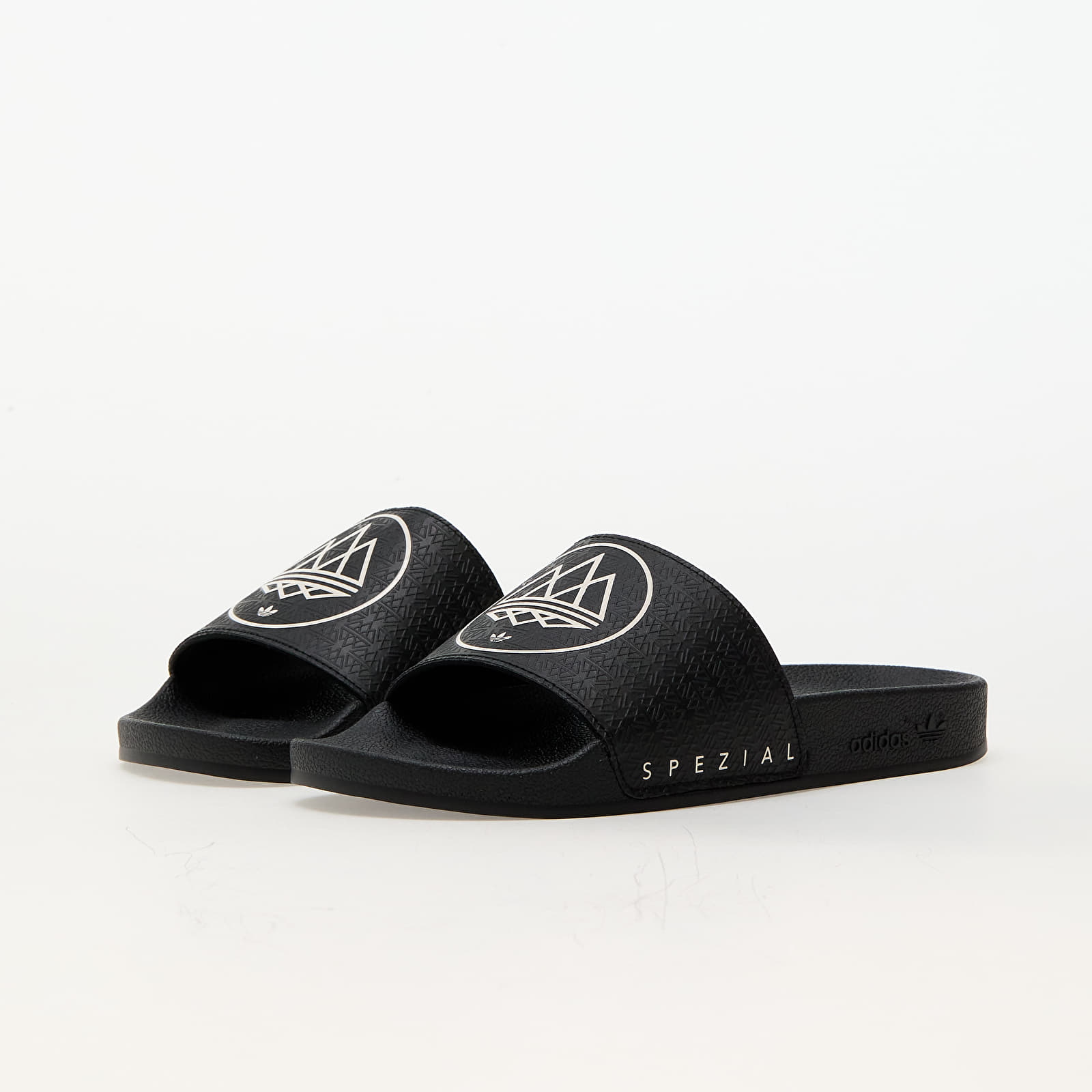 Férfi cipők adidas Adilette Spezial Core Black/ Core White/ Core Black