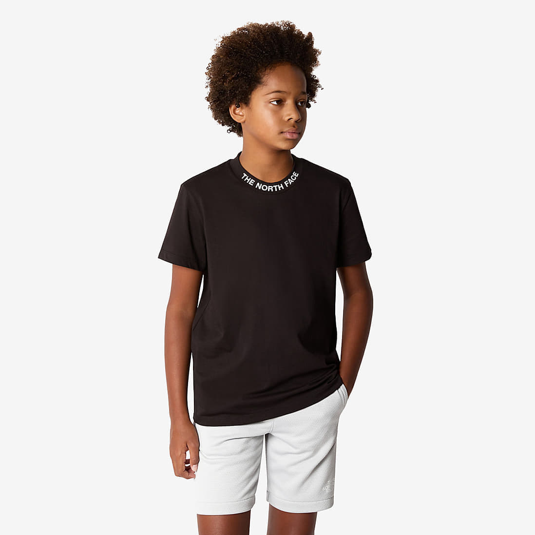 Детски тениски и потници The North Face Teen New Short Sleeve Zumu Tee TNF Black