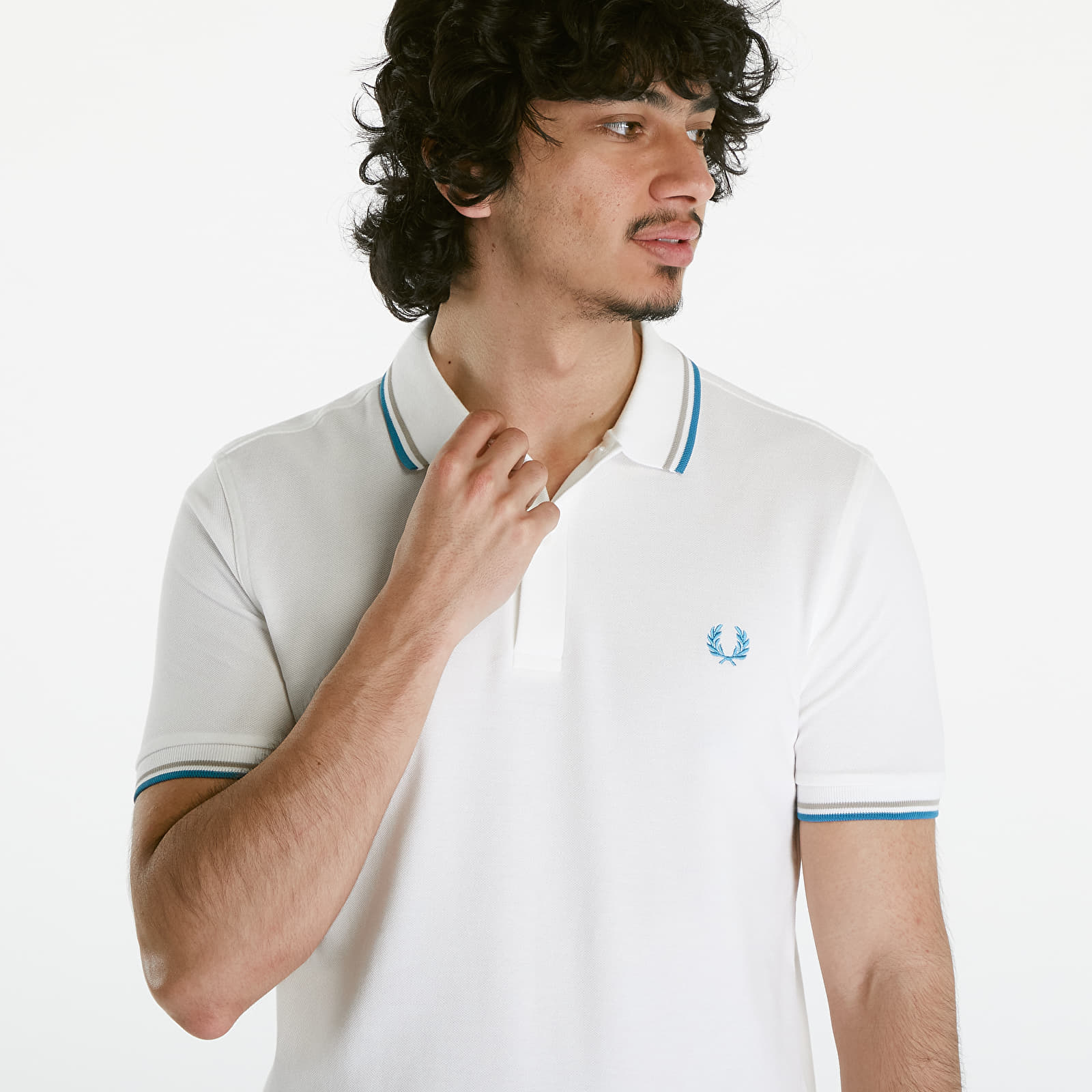 T-Shirts FRED PERRY Twin Tipped Shirt Snow White/ Warm grey/ Ocean