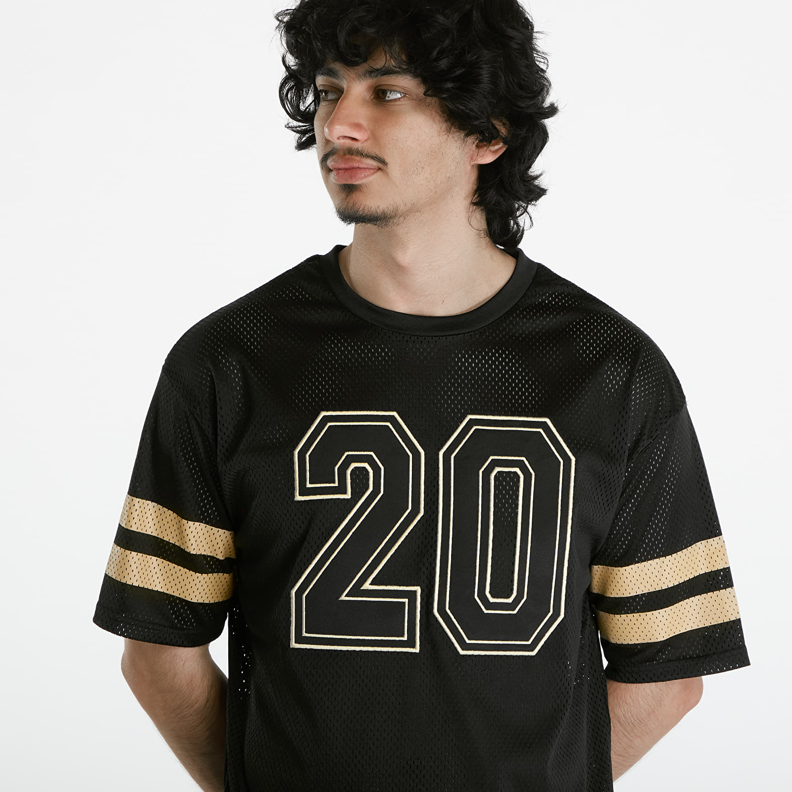 Majice T-shirt New Era Mesh Oversized Tee UNISEX Black/ Metalic gold