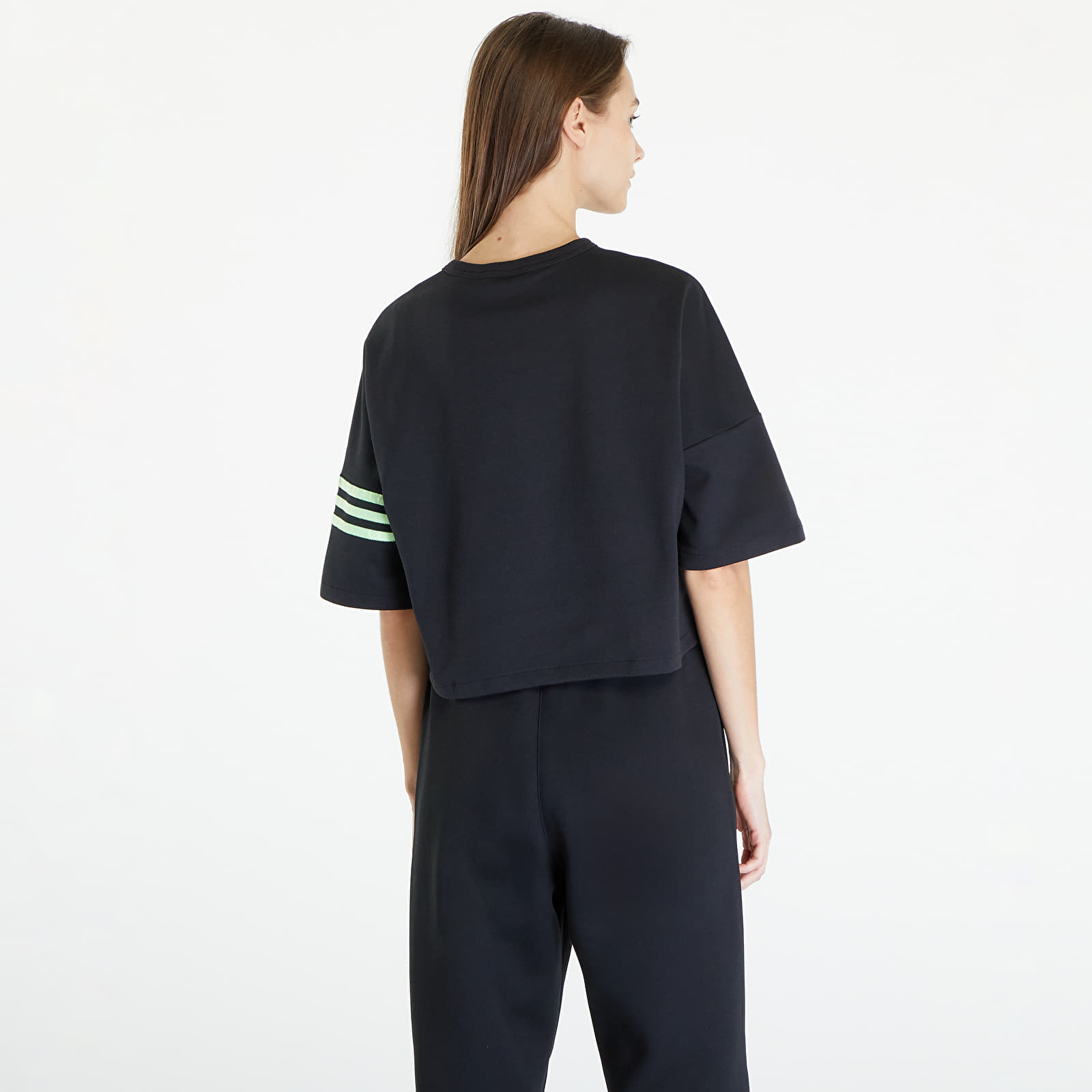 Trička adidas Neuclassics Tee Black/ Green