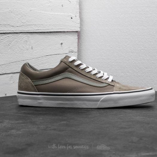 Vans old skool sage top