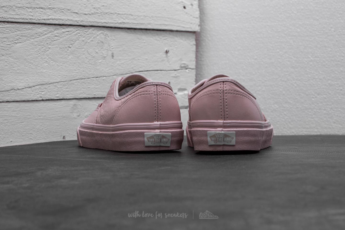 Vans authentic sale rosy pink