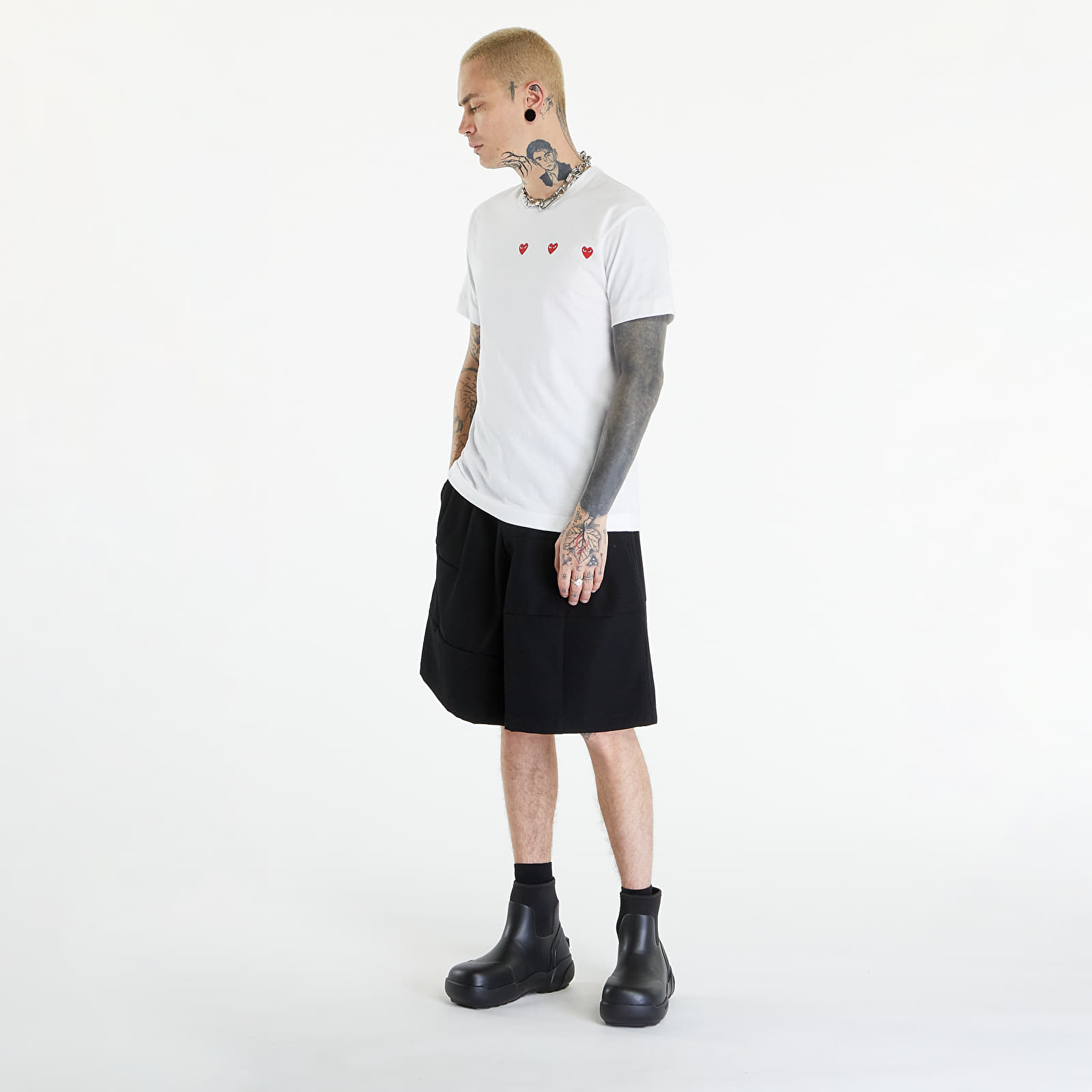 T-Shirts Comme des Garçons PLAY Short Sleeve Logo Print T-Shirt UNISEX White