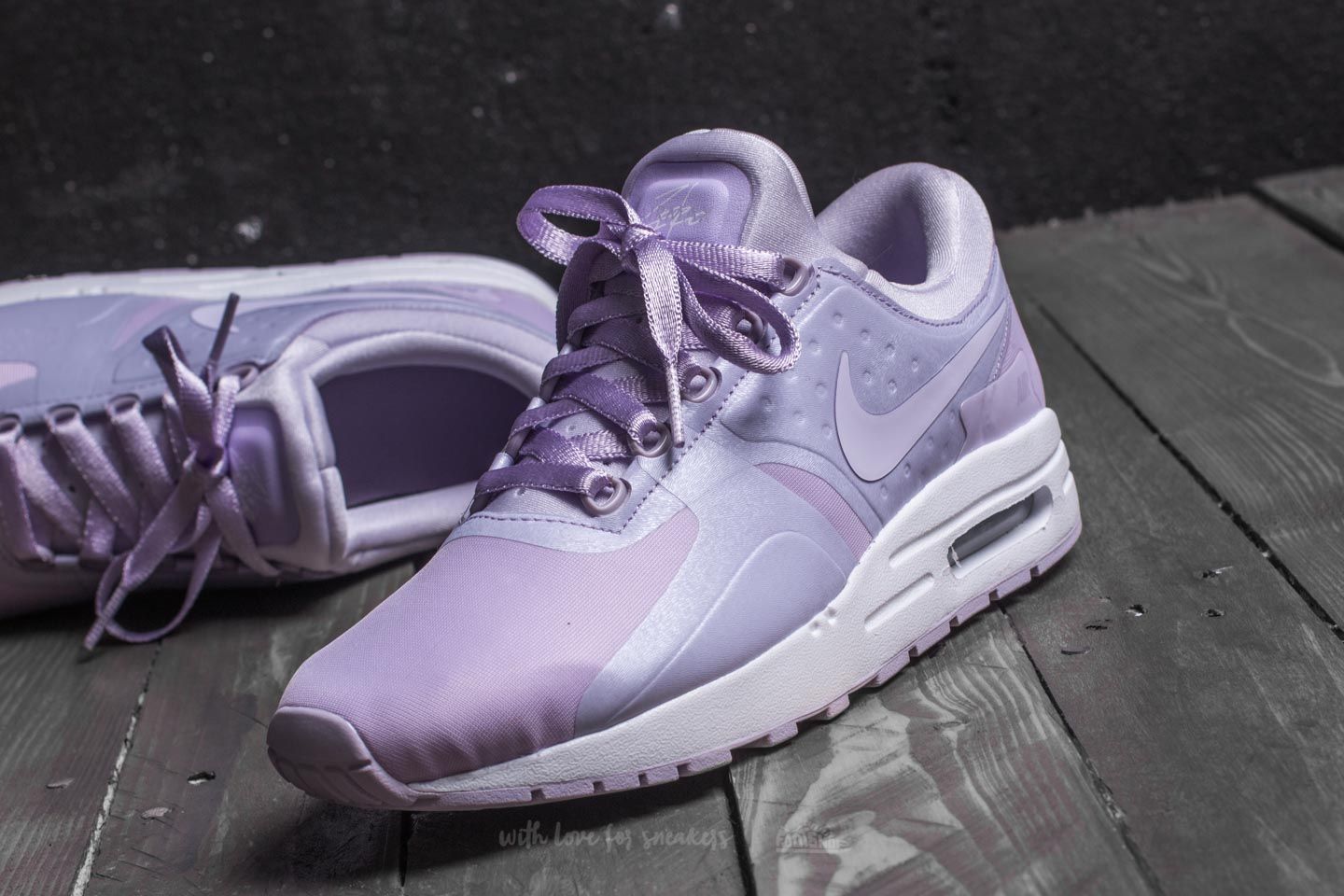 Women s shoes Nike Air Max Zero SE GS Violet Mist Violet Mist White Footshop