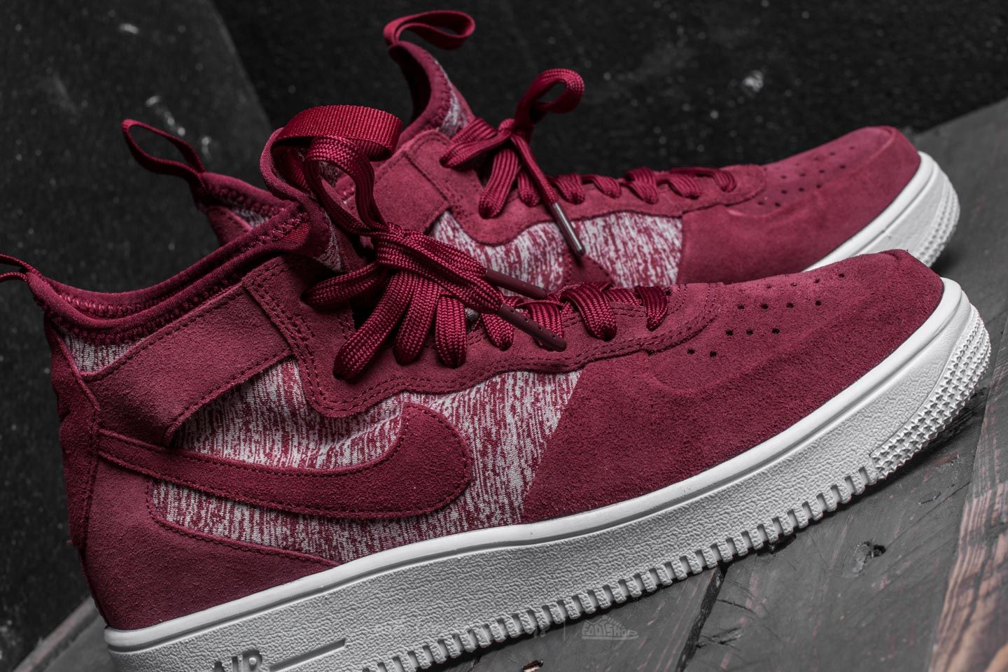 Men s shoes Nike Air Force 1 Ultraforce Mid Premium Dark Team Red Dark Team Red Footshop