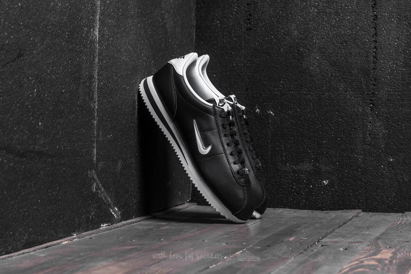 Férfi cipők Nike Cortez Basic Jewel Black/ White