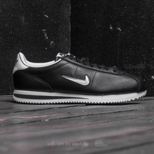 Nike cortez basic jewel black on sale