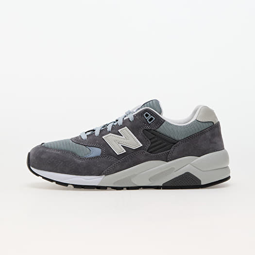 New Balance 580