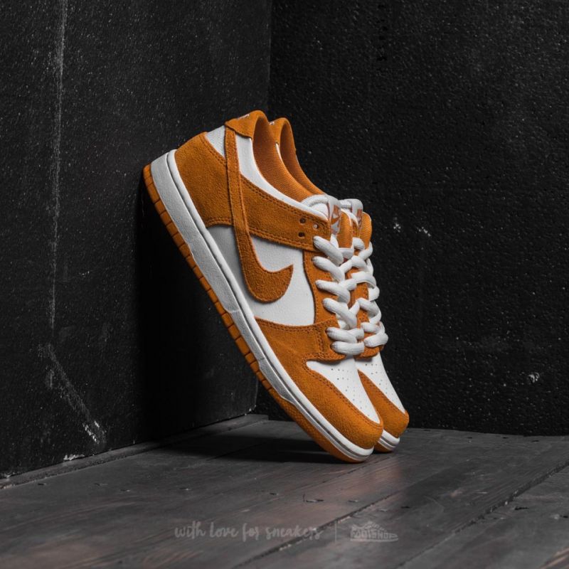 Nike SB Zoom Dunk Low Pro Circuit Orange/ Circuit Orange | Footshop