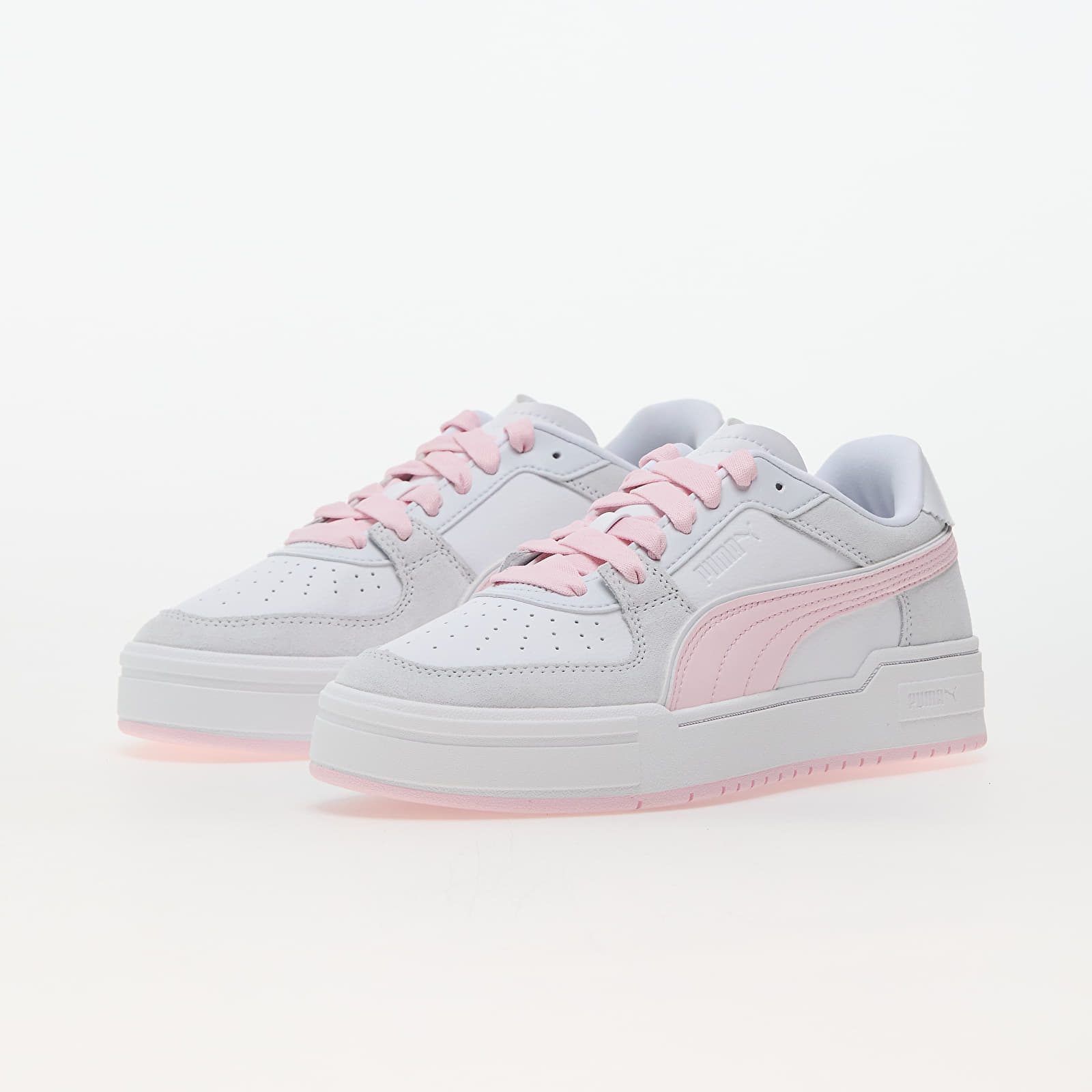 Women's shoes Puma Ca Pro Queen Of Hearts Wns White